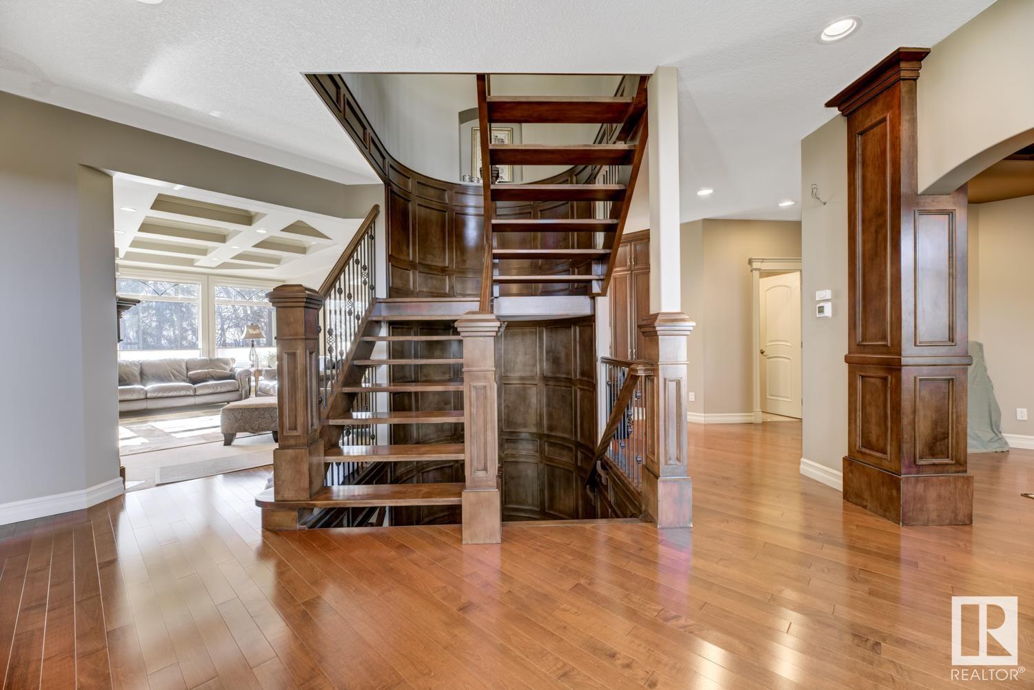 Property at 1614 HECTOR RD NW image 2