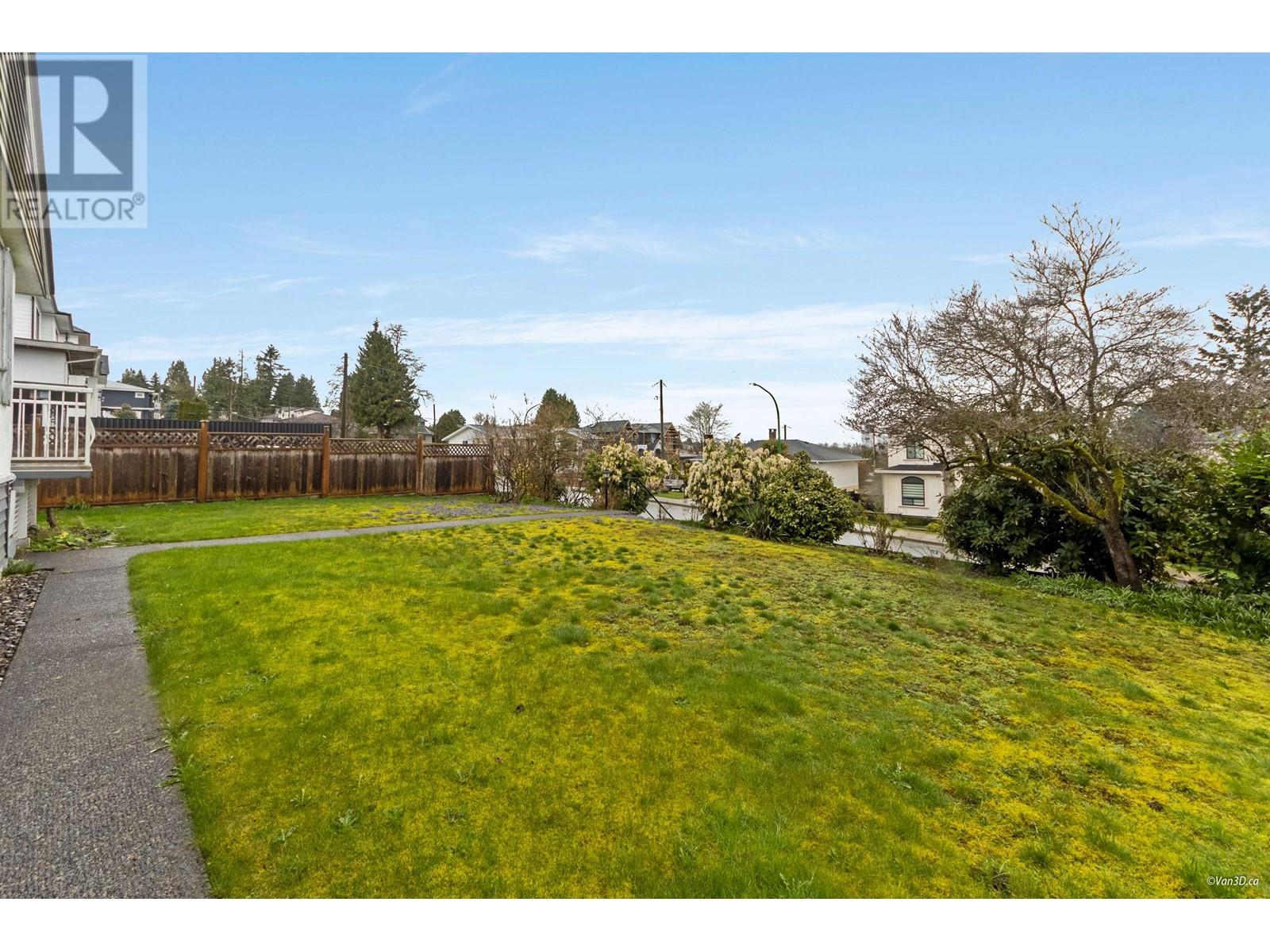 4654 Burke Street, Burnaby, British Columbia  V5H 1C3 - Photo 3 - R2987395