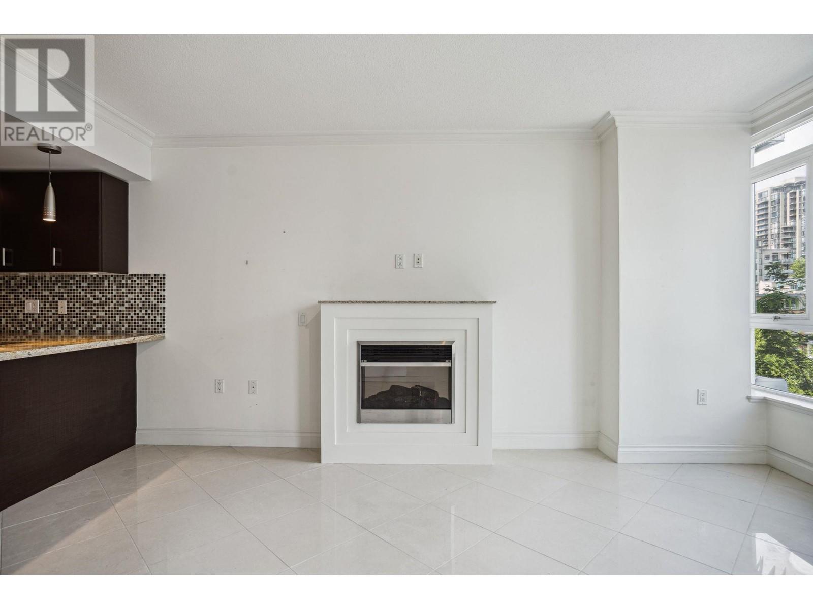408 133 E Esplanade Avenue, North Vancouver, British Columbia  V7L 1A1 - Photo 4 - R2980650