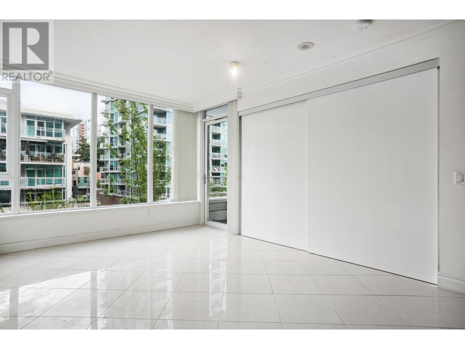 408 133 E Esplanade Avenue, North Vancouver, British Columbia  V7L 1A1 - Photo 6 - R2980650