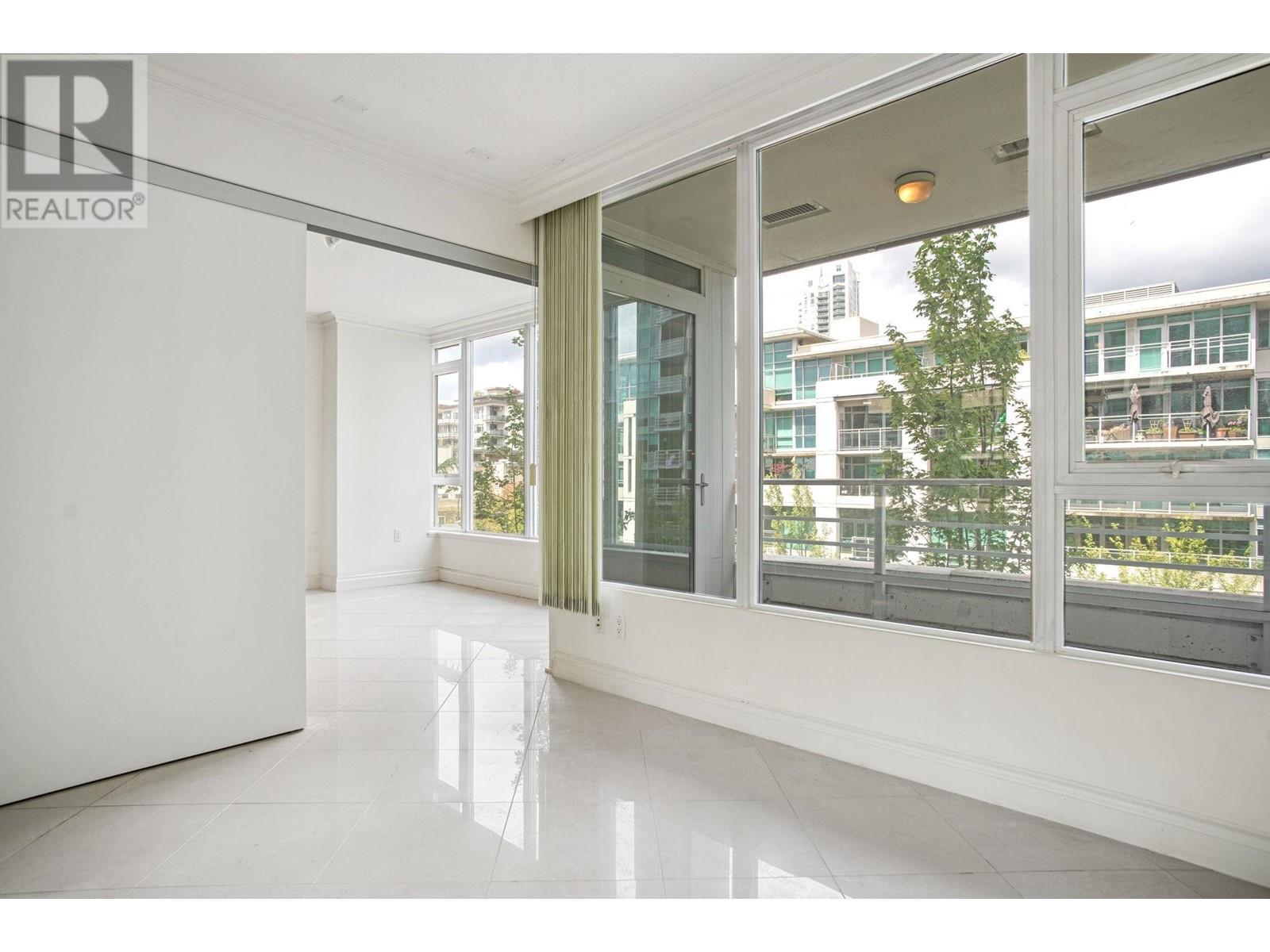 408 133 E Esplanade Avenue, North Vancouver, British Columbia  V7L 1A1 - Photo 11 - R2980650