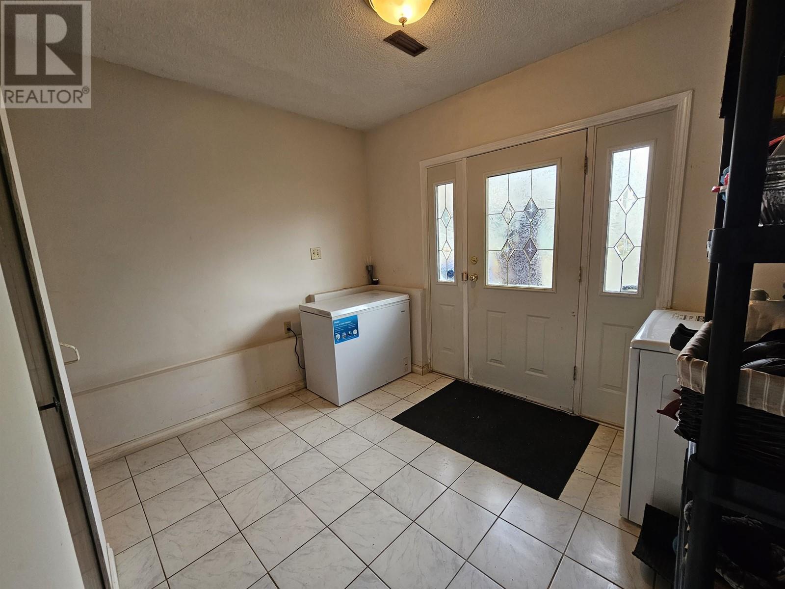 6739 Dumfries Street, Vancouver, British Columbia  V5P 3B8 - Photo 22 - R2984988