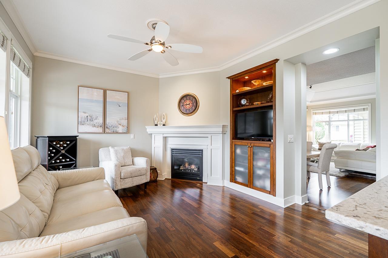 13 15450 Rosemary Heights Crescent, Surrey, British Columbia  V3Z 0K1 - Photo 13 - R2983310
