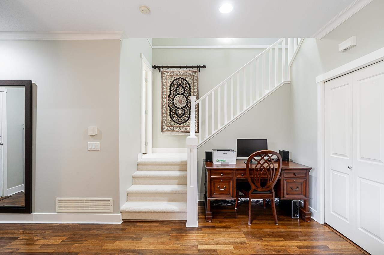 13 15450 Rosemary Heights Crescent, Surrey, British Columbia  V3Z 0K1 - Photo 10 - R2983310