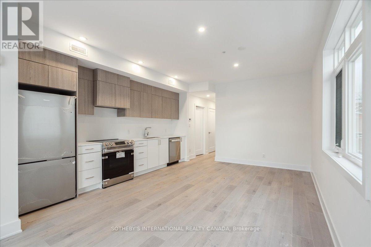 Property at 683 MELBOURNE AVENUE image 3