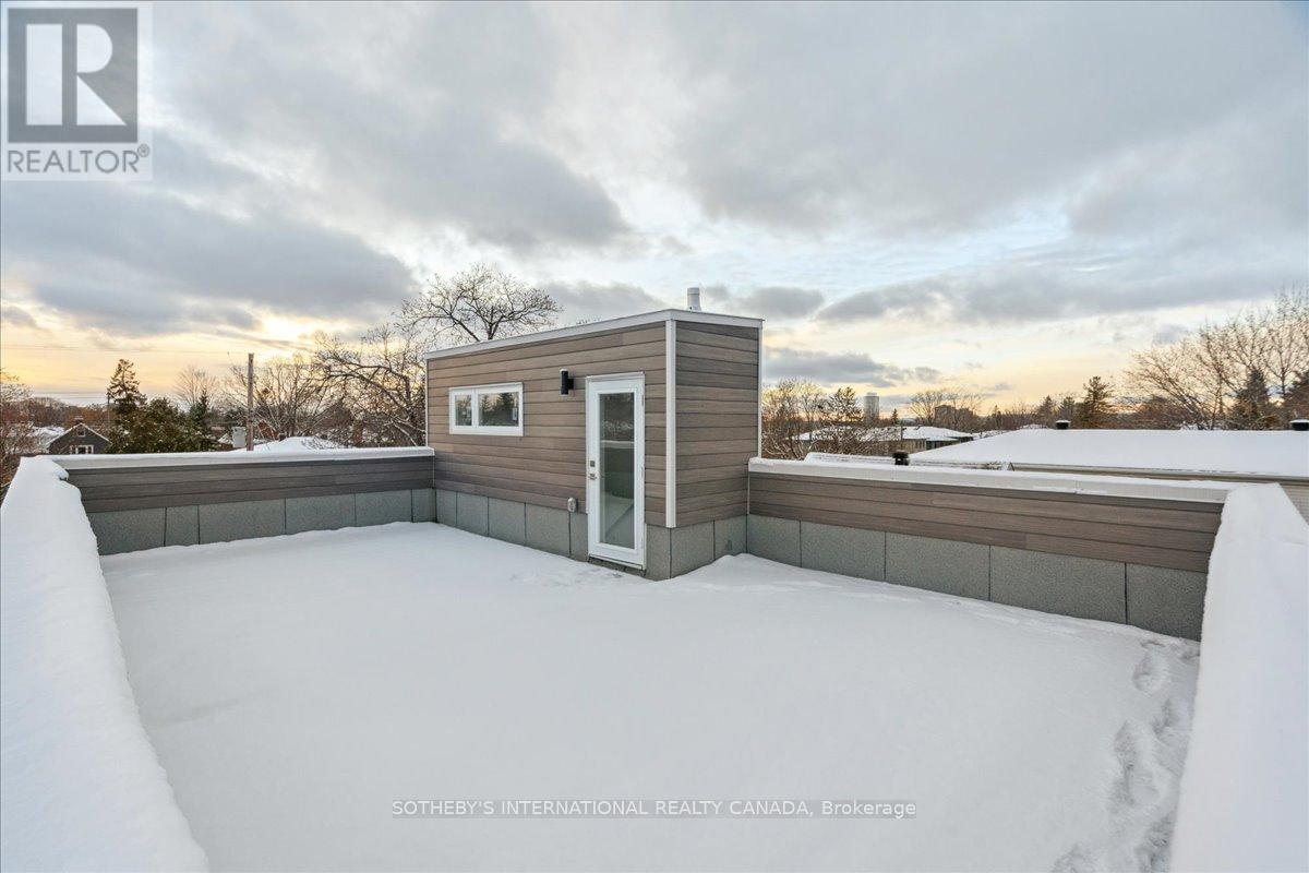 683 Melbourne Avenue, Ottawa, Ontario  K2A 1X4 - Photo 40 - X12068028