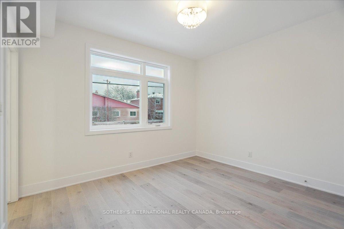 Property at 683 MELBOURNE AVENUE image 5