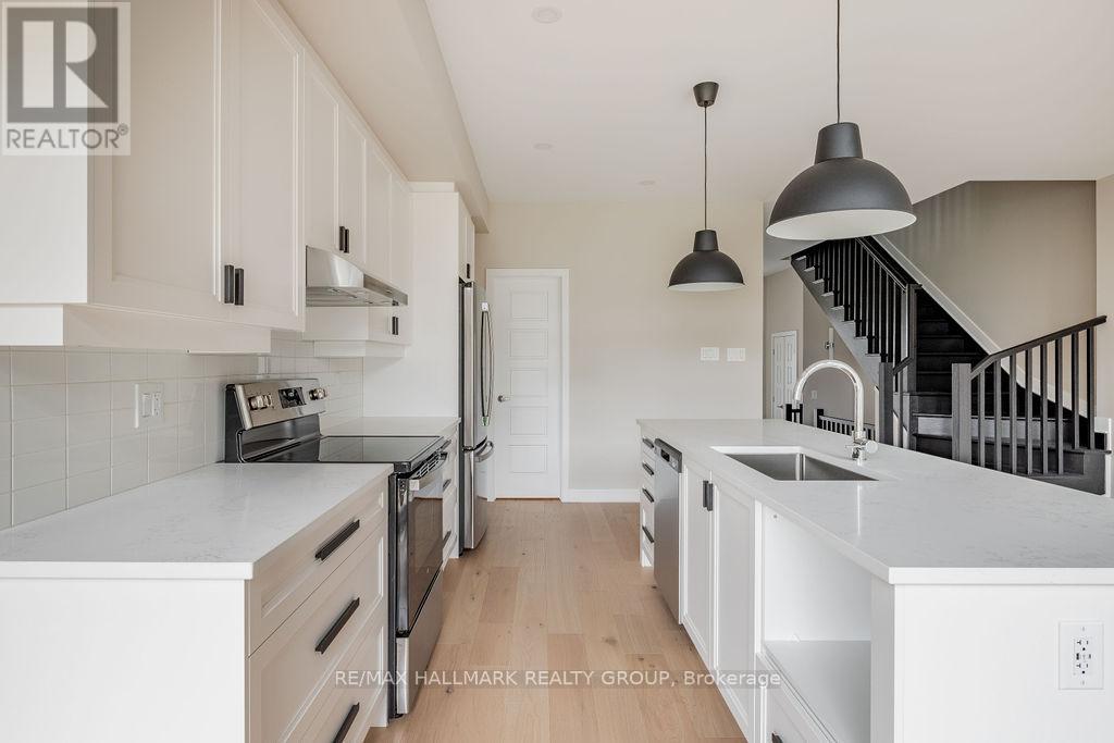 151 Bristol Crescent, North Grenville, Ontario  K0G 1J0 - Photo 13 - X12068030