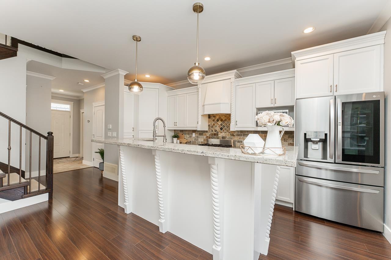 19159 70 Avenue, Surrey, British Columbia  V4N 0A6 - Photo 4 - R2986987