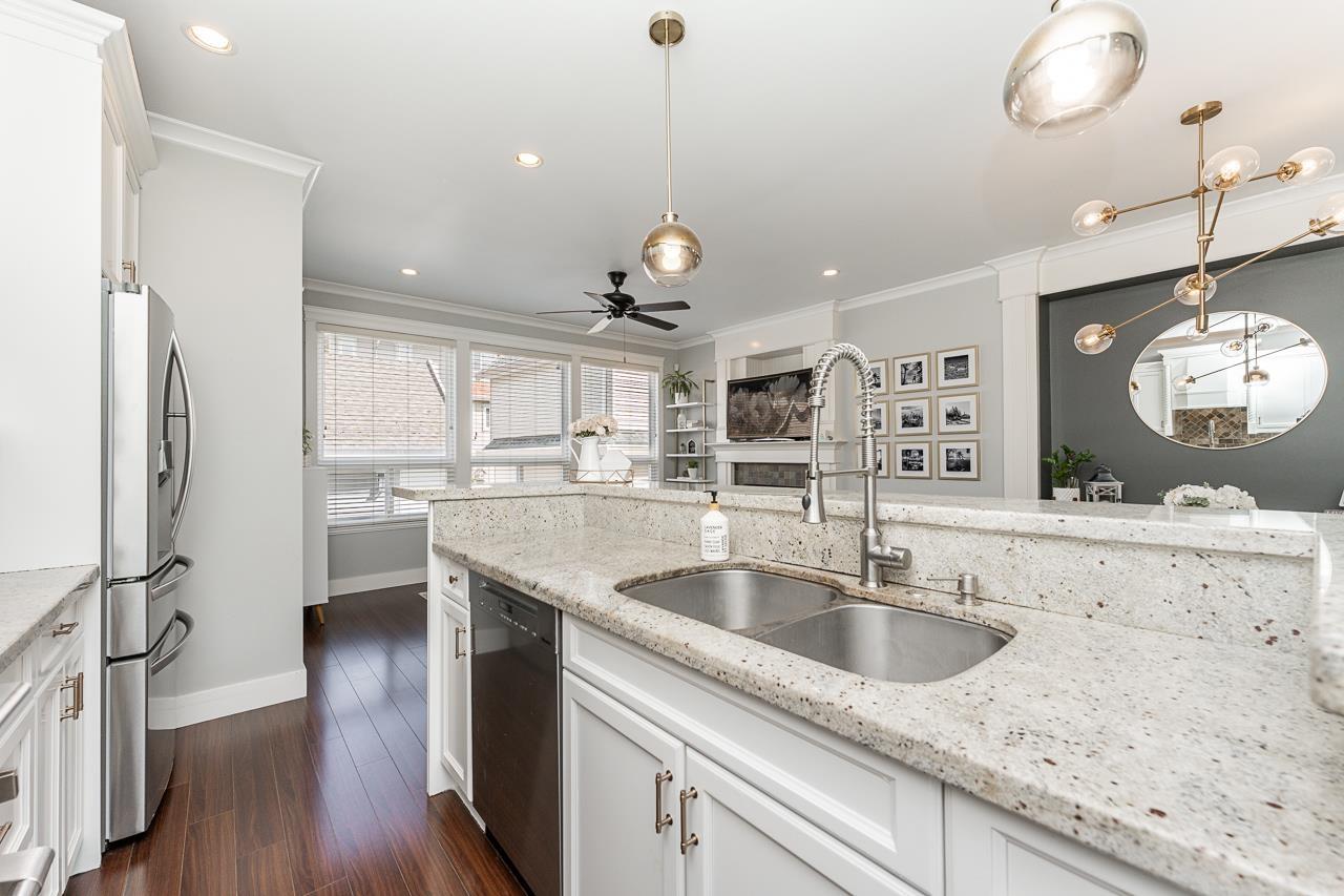 19159 70 Avenue, Surrey, British Columbia  V4N 0A6 - Photo 5 - R2986987