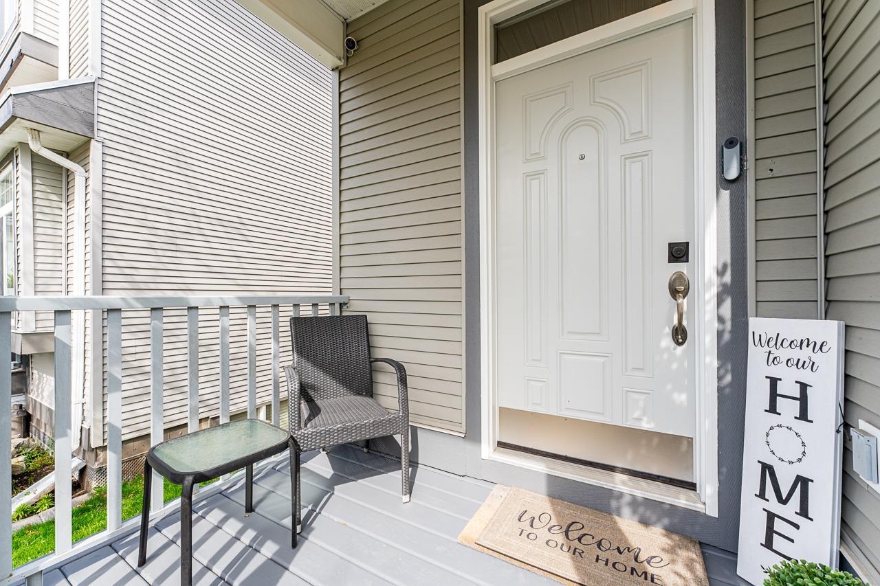 19159 70 Avenue, Surrey, British Columbia  V4N 0A6 - Photo 2 - R2986987