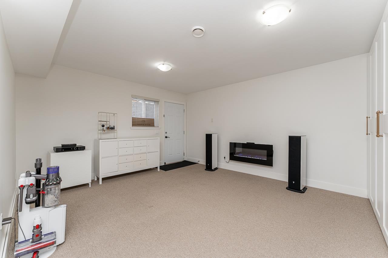 19159 70 Avenue, Surrey, British Columbia  V4N 0A6 - Photo 25 - R2986987