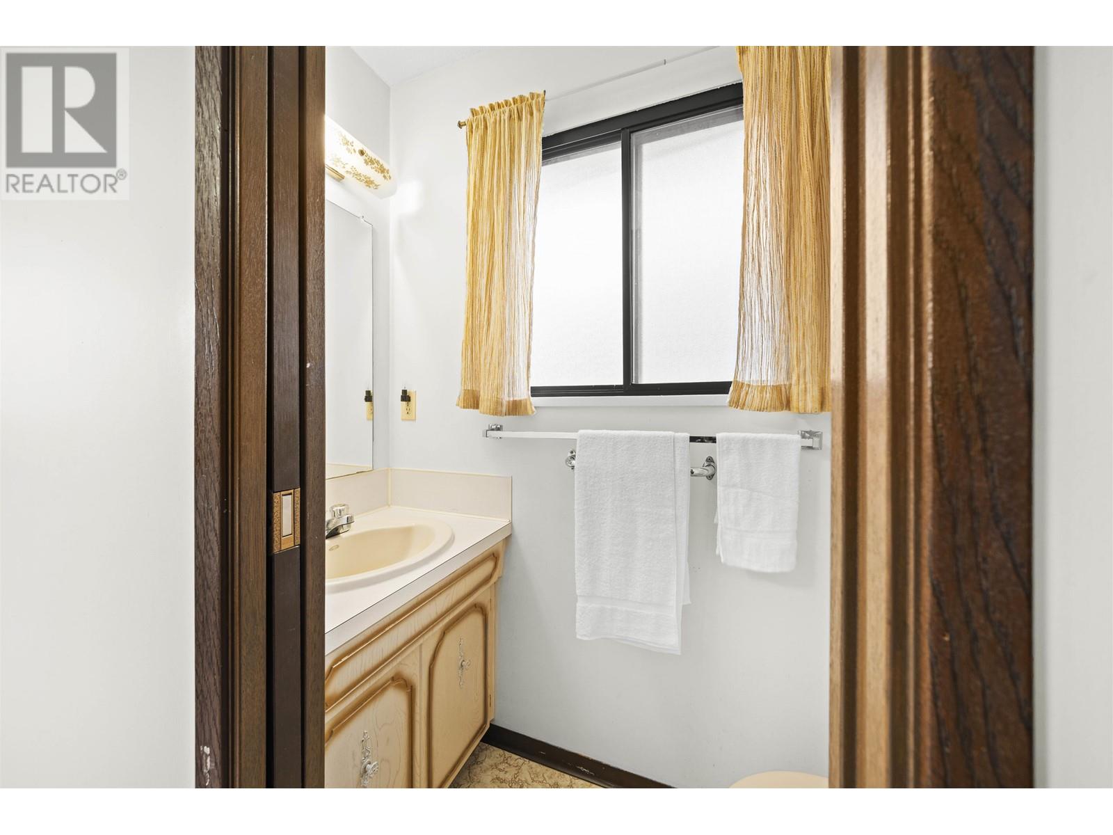 739 W 62nd Avenue, Vancouver, British Columbia  V6P 2E1 - Photo 14 - R2987118