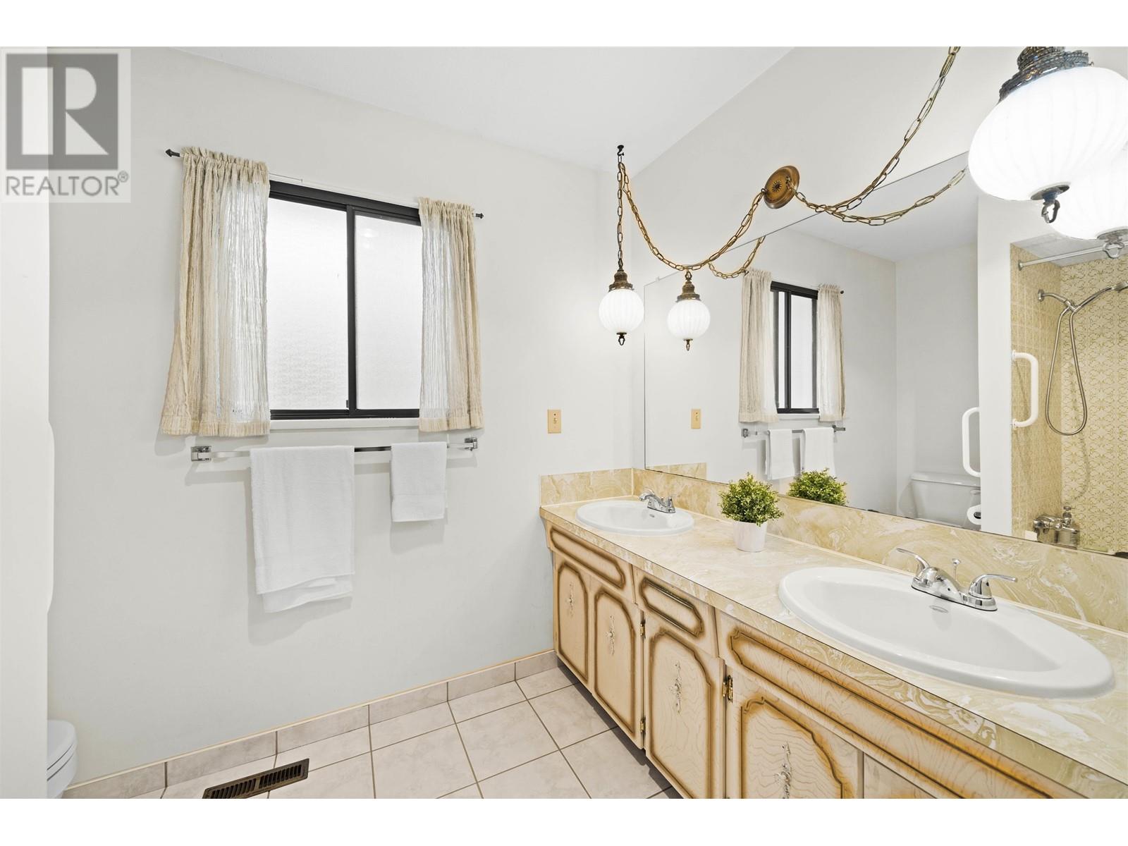 739 W 62nd Avenue, Vancouver, British Columbia  V6P 2E1 - Photo 16 - R2987118