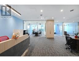 404 6378 SILVER AVENUE, Burnaby, British Columbia