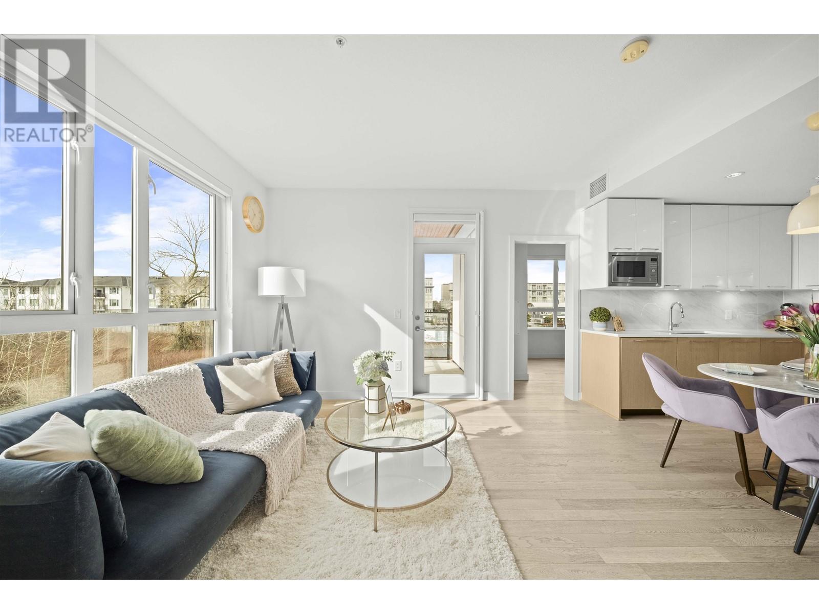 326 4033 MAY DRIVE, richmond, British Columbia