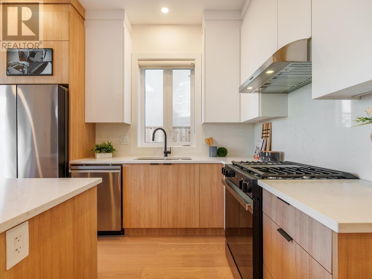 1 2248 E 48th Avenue, Vancouver, British Columbia  V5P 1S1 - Photo 10 - R2986467