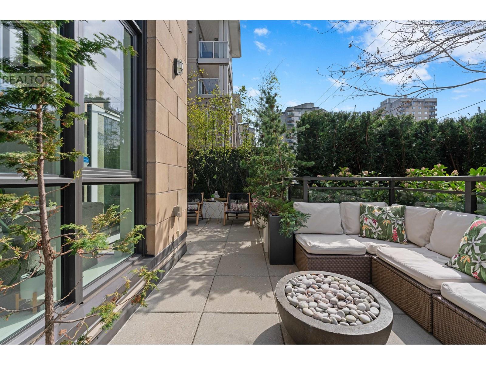 105 131 E 3rd Street, North Vancouver, British Columbia  V7L 0E3 - Photo 4 - R2986917