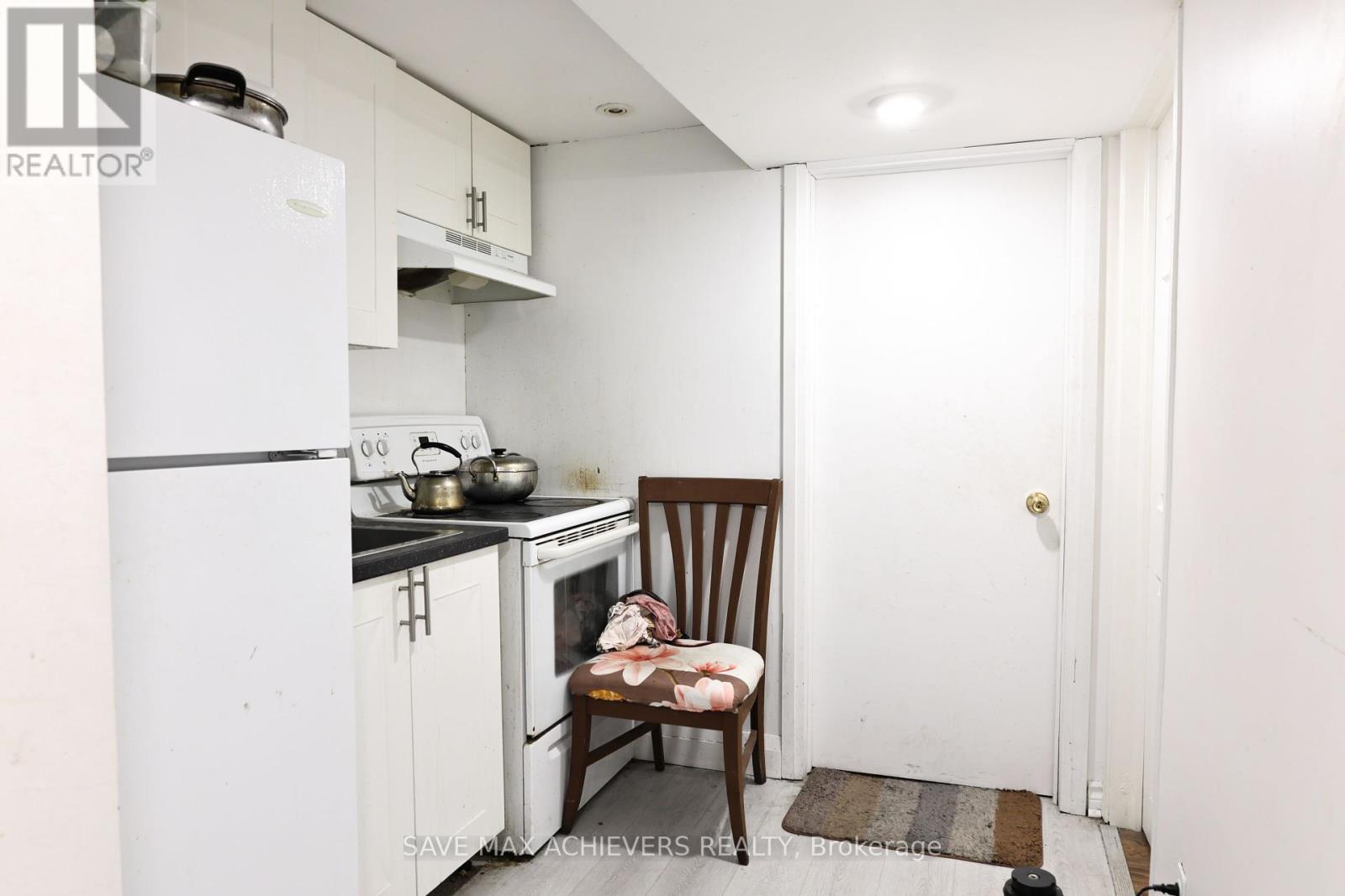 28 Bingham Road, Brampton, Ontario  L6V 2K1 - Photo 45 - W12068044