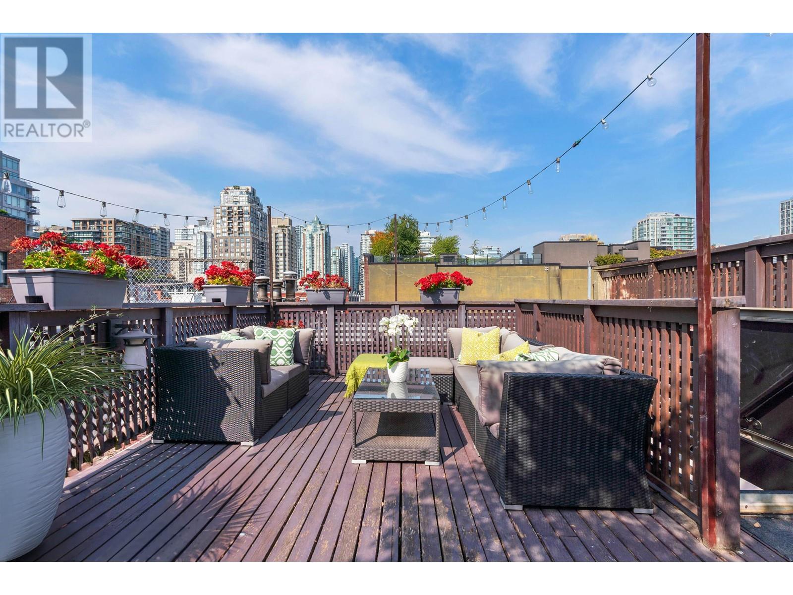 Ph1 1178 Hamilton Street, Vancouver, British Columbia  V6B 2S2 - Photo 7 - R2987203