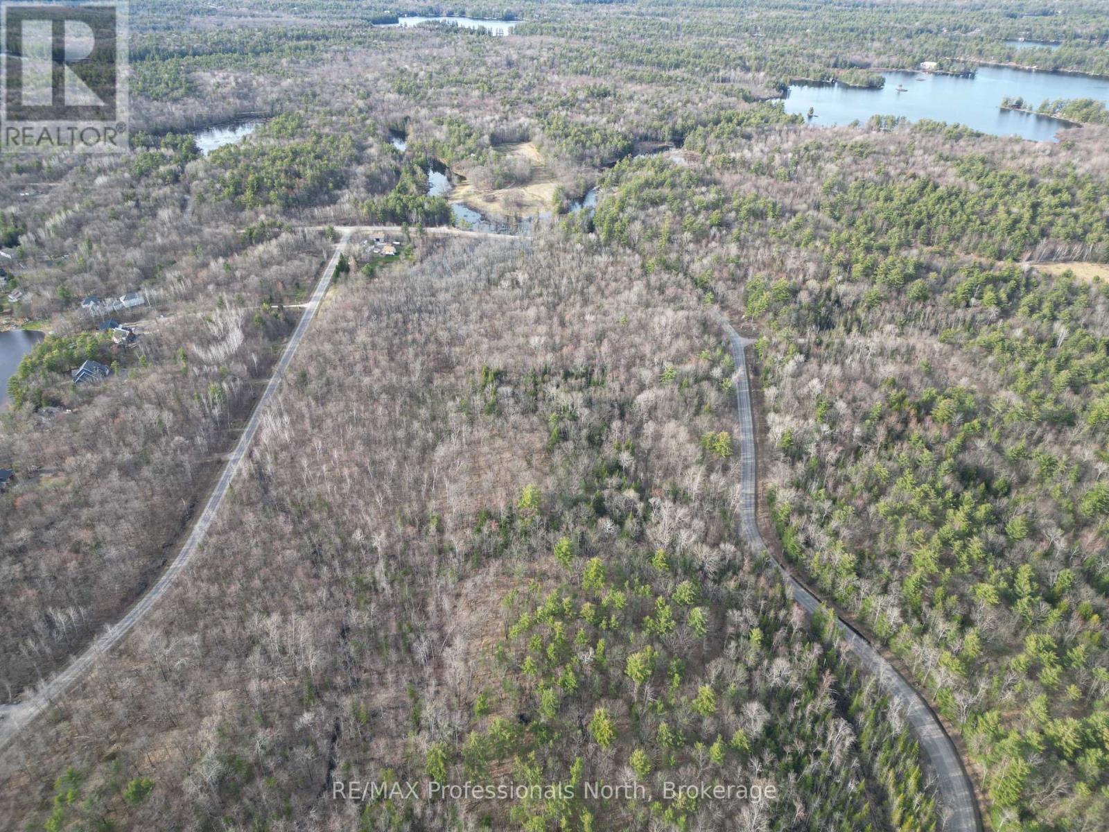2731 Southwood Road, Gravenhurst, Ontario  P0E 1G0 - Photo 24 - X12068055