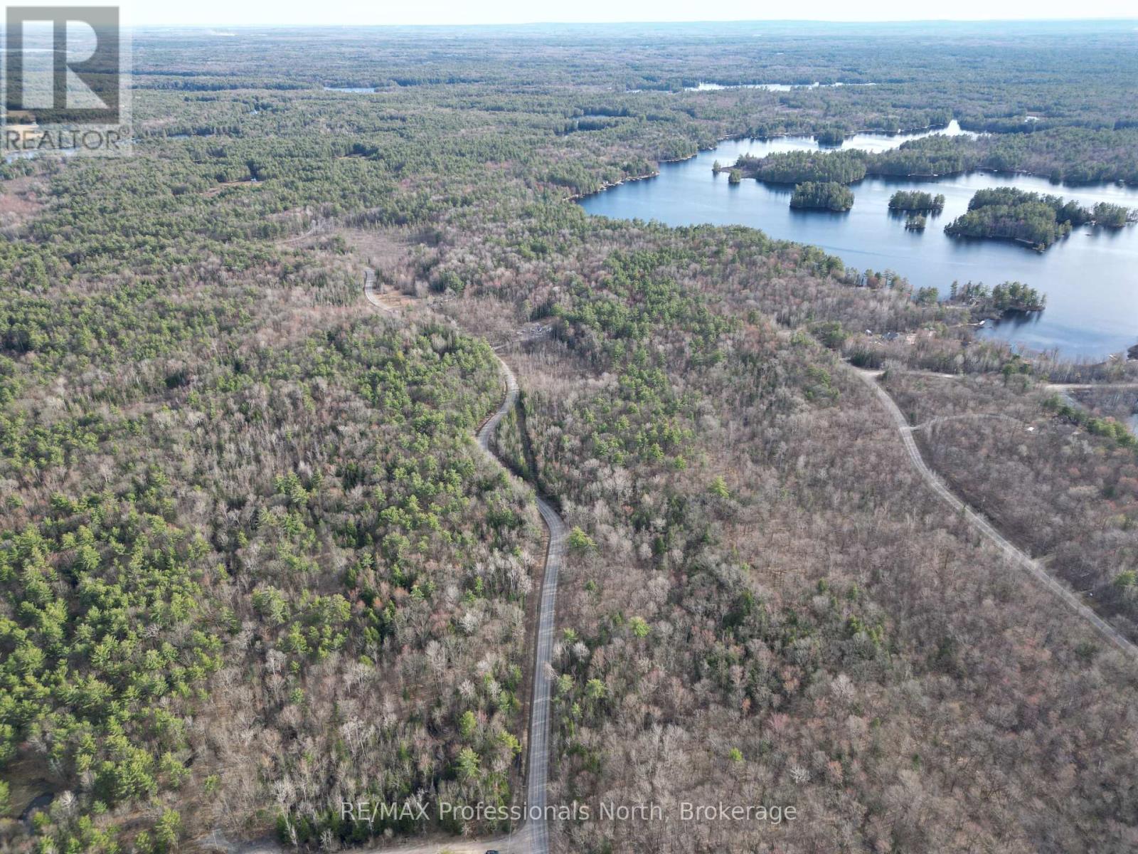 2731 Southwood Road, Gravenhurst, Ontario  P0E 1G0 - Photo 25 - X12068055