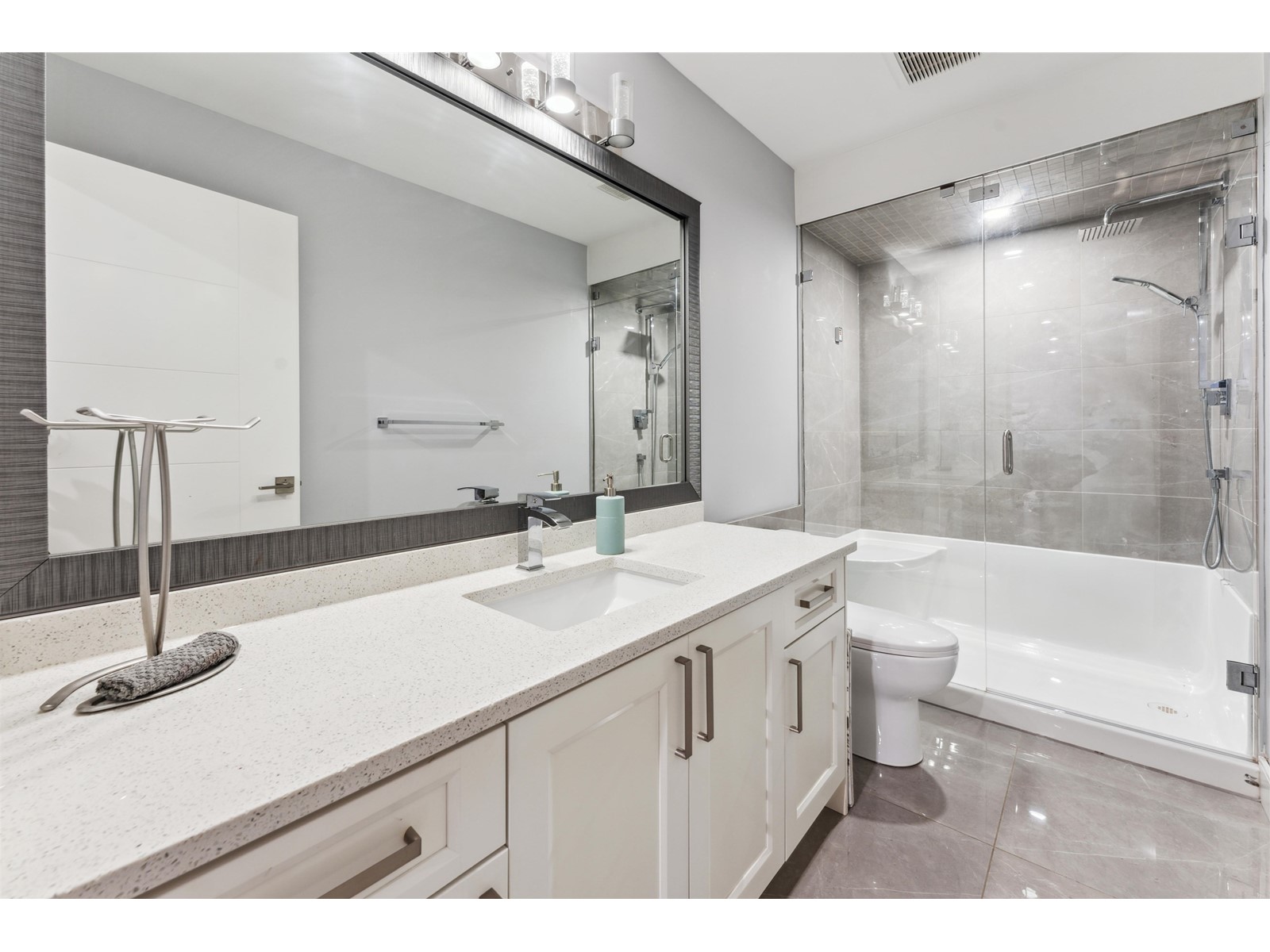 6710 137a Street, Surrey, British Columbia  V3W 5E9 - Photo 25 - R2986964