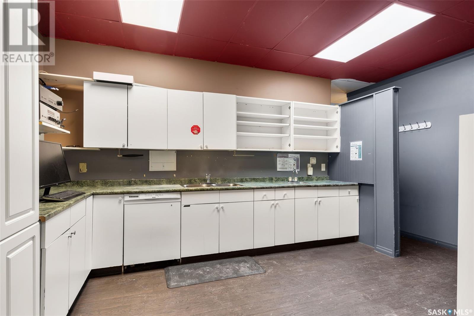 1035 Devonshire Drive N, Regina, Saskatchewan  S4X 2X4 - Photo 24 - SK002009