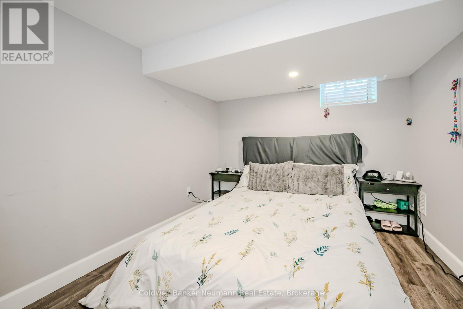 31 Sharon Avenue, Welland, Ontario  L3C 4M8 - Photo 23 - X12068073