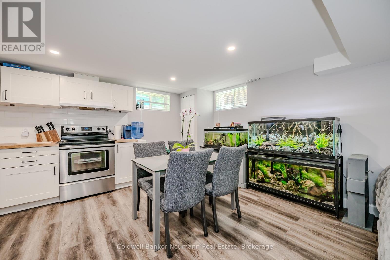 31 Sharon Avenue, Welland, Ontario  L3C 4M8 - Photo 28 - X12068073