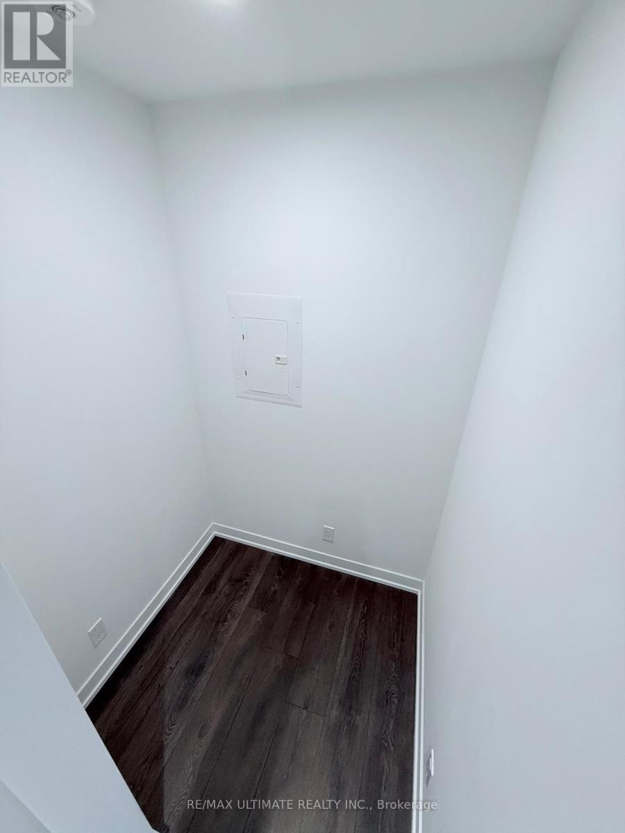 1706 - 39 Mary Street, Barrie, Ontario  L4N 1S9 - Photo 15 - S12068084