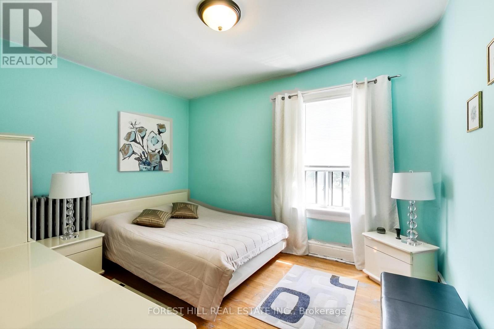 23 Lansdowne Avenue, Toronto, Ontario  M6K 2V7 - Photo 22 - W12068087