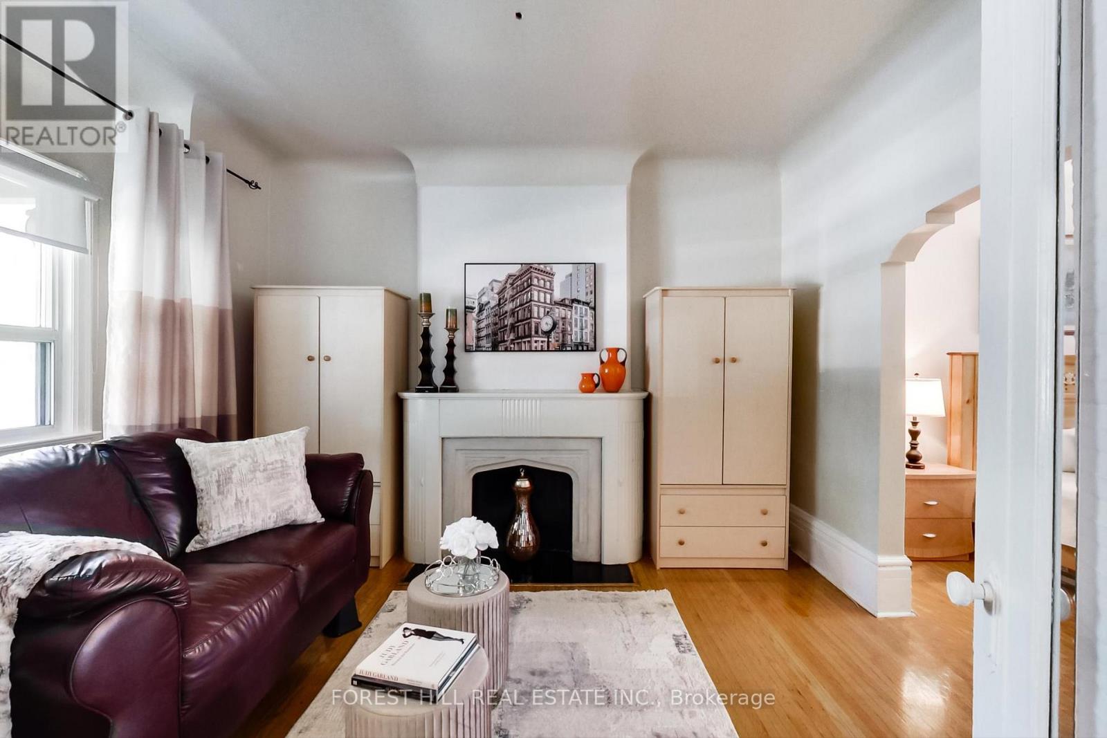 23 Lansdowne Avenue, Toronto, Ontario  M6K 2V7 - Photo 7 - W12068087