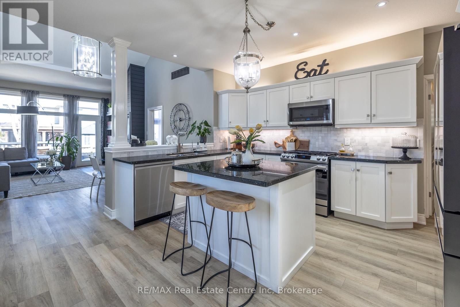 152 Goodwin Drive, Guelph, Ontario  N1L 0B2 - Photo 10 - X12068095