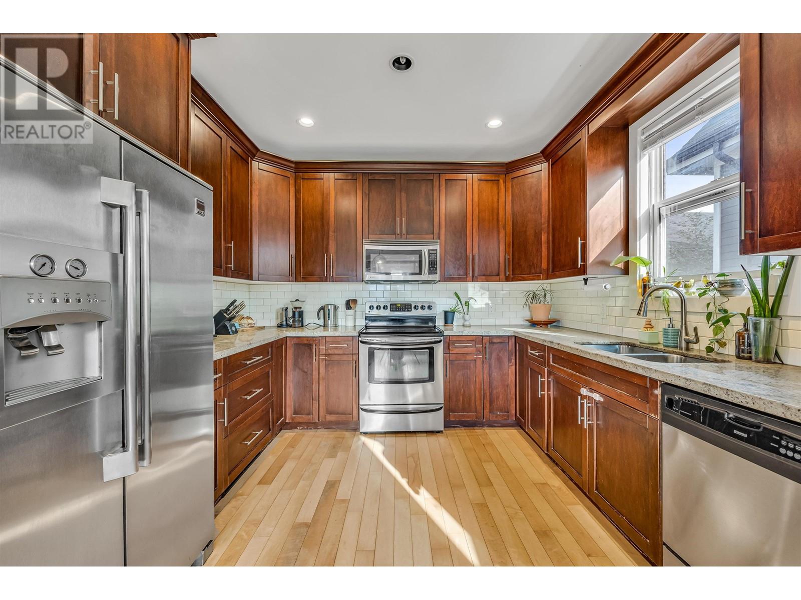880 Gore Avenue, Vancouver, British Columbia  V6A 3A1 - Photo 7 - R2987144