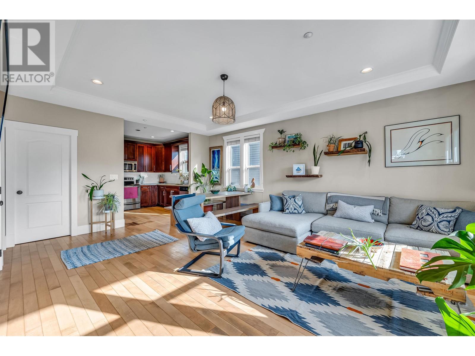 880 Gore Avenue, Vancouver, British Columbia  V6A 3A1 - Photo 3 - R2987144