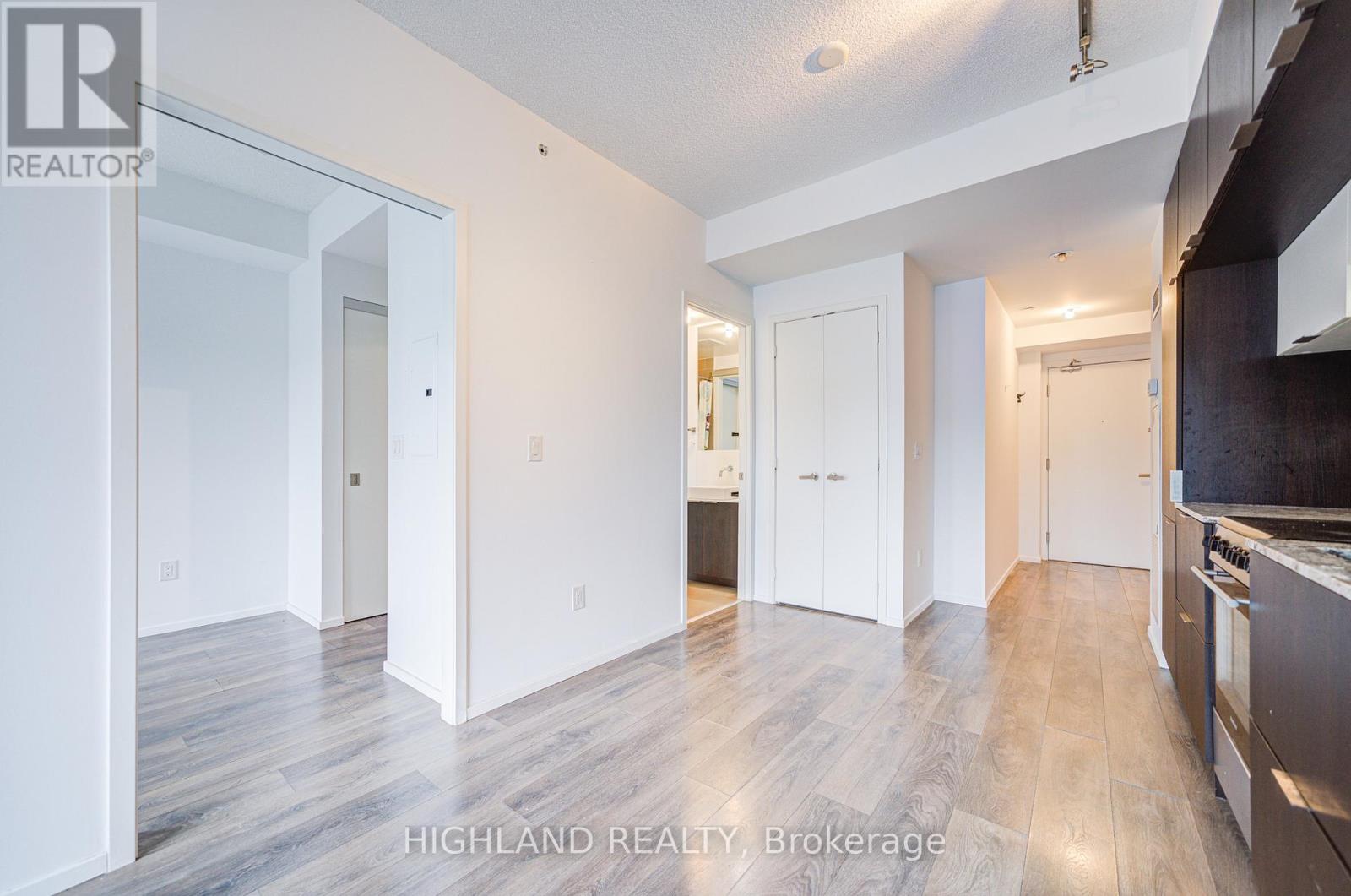 3004 - 159 Dundas Street E, Toronto, Ontario  M5B 0A9 - Photo 15 - C12068106