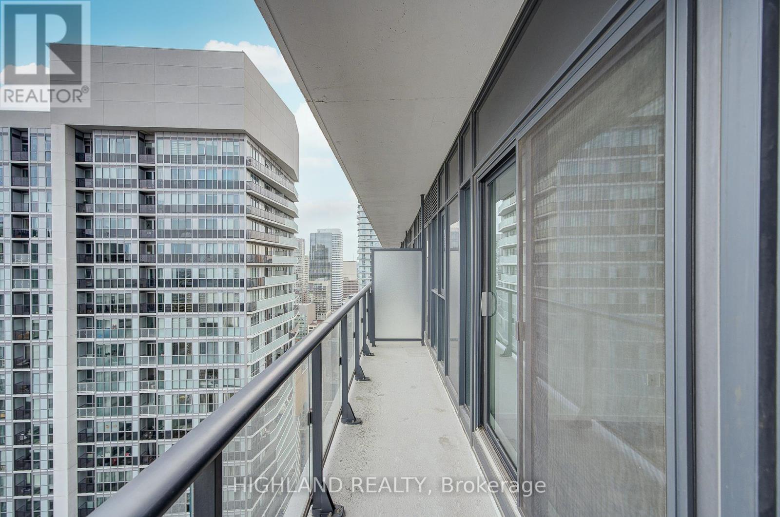 3004 - 159 Dundas Street E, Toronto, Ontario  M5B 0A9 - Photo 25 - C12068106