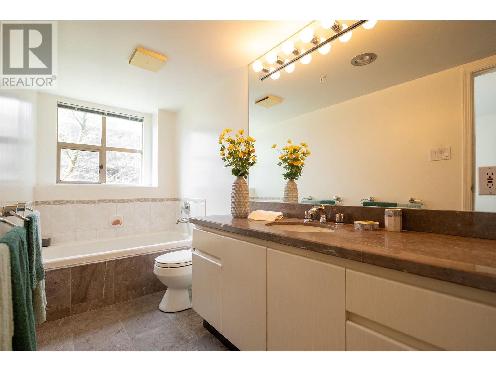 203 2108 W 38th Avenue, Vancouver, British Columbia  V6M 1R9 - Photo 19 - R2986380