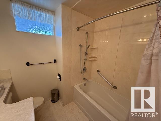 Property at 15027 67 ST NW image 2