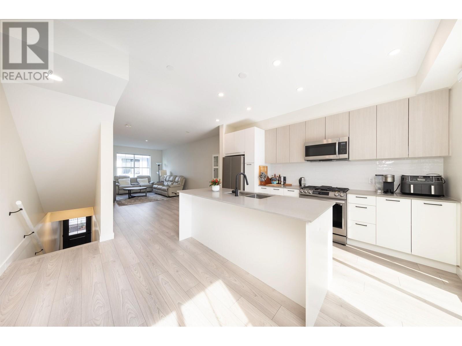 68 488 Furness Street, New Westminster, British Columbia  V3M 0M1 - Photo 9 - R2987286