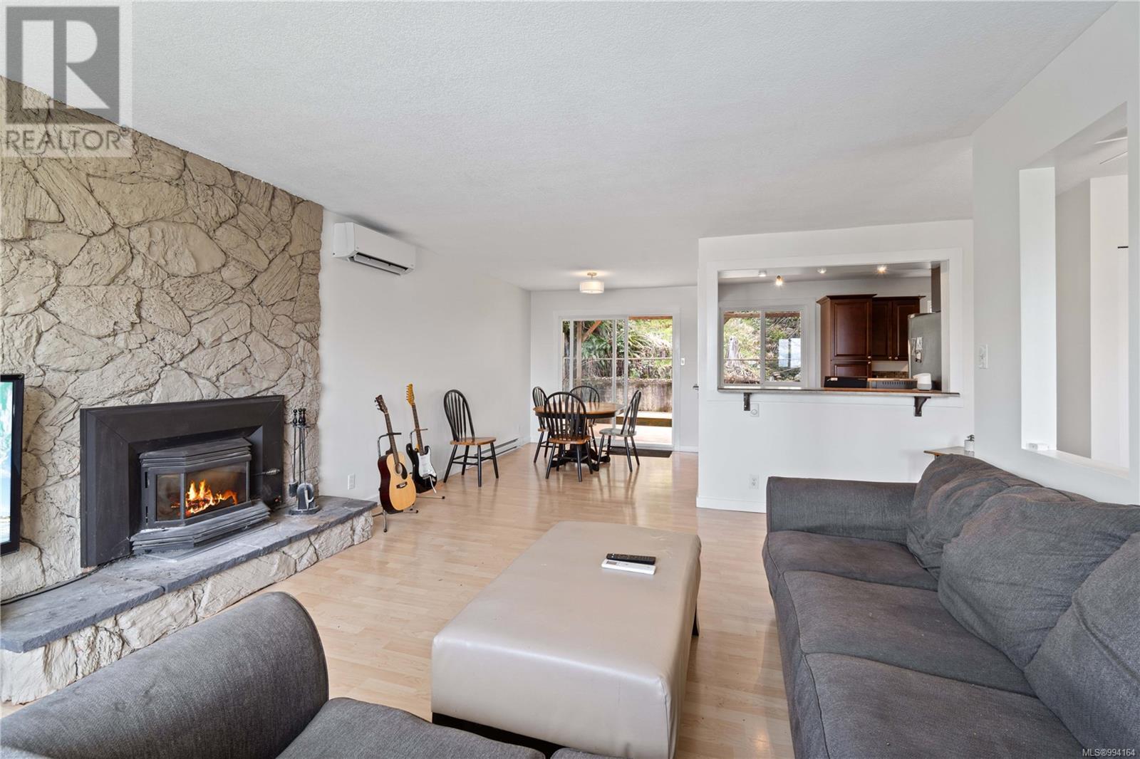 Property at 5241 Toms Trnabt image 4