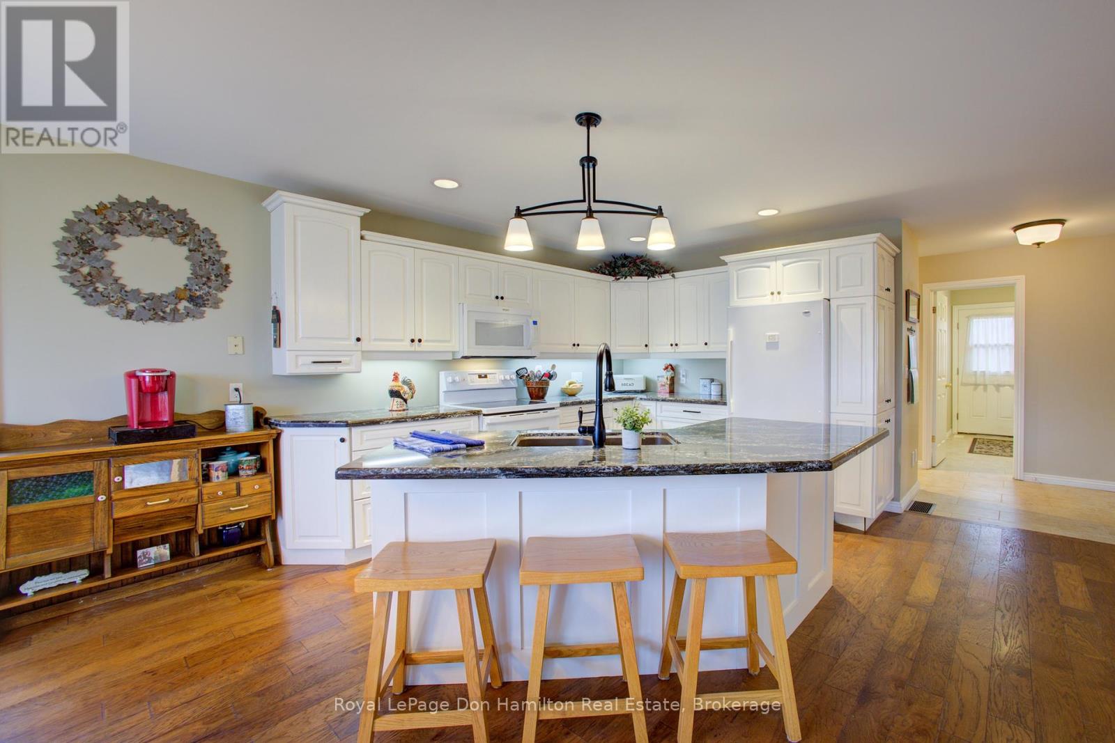 4 Louis Street, South Bruce, Ontario  N0G 2J0 - Photo 15 - X12068154