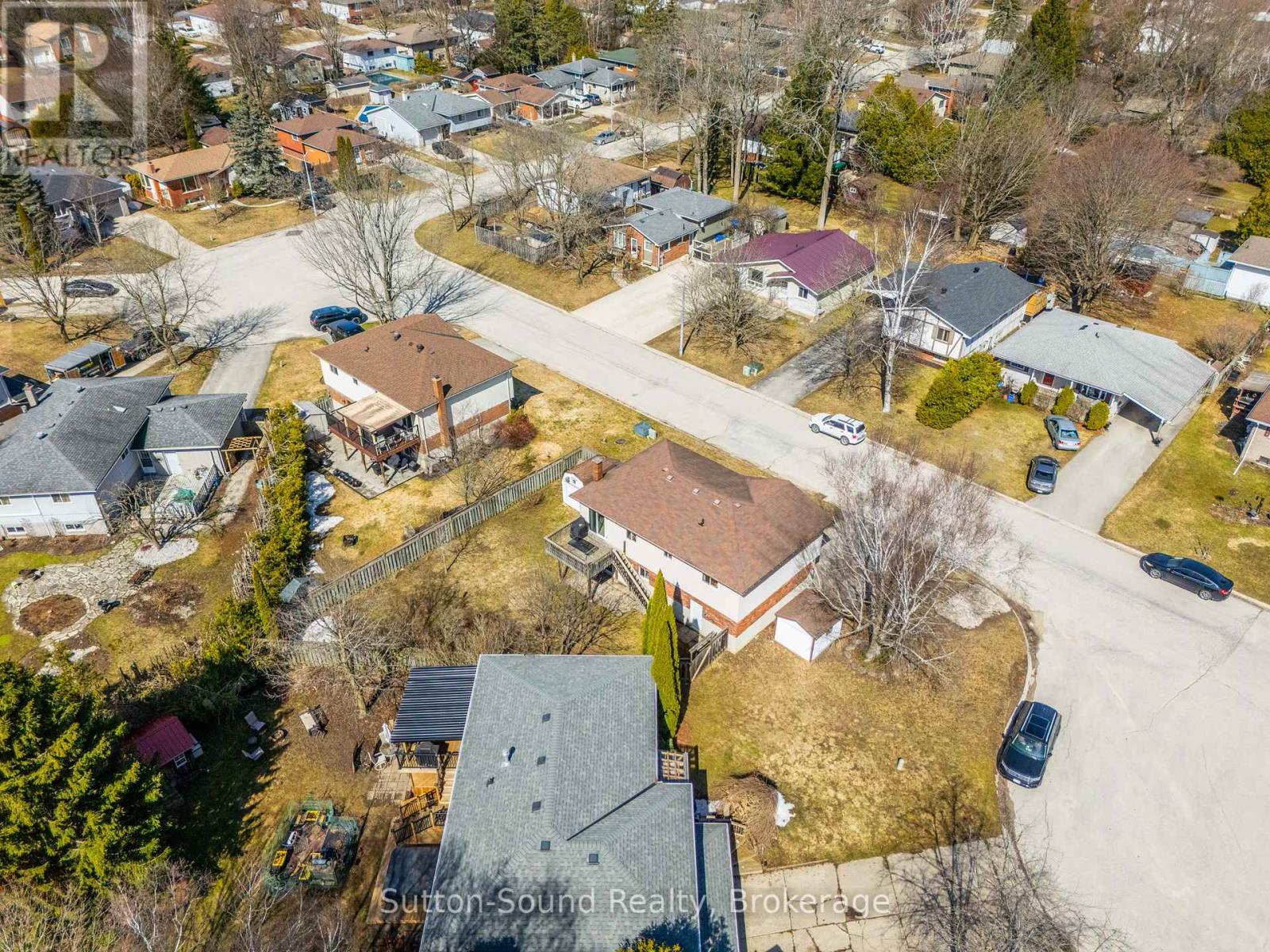 525 2nd St W, Owen Sound, Ontario  N4K 6R6 - Photo 48 - X12068163