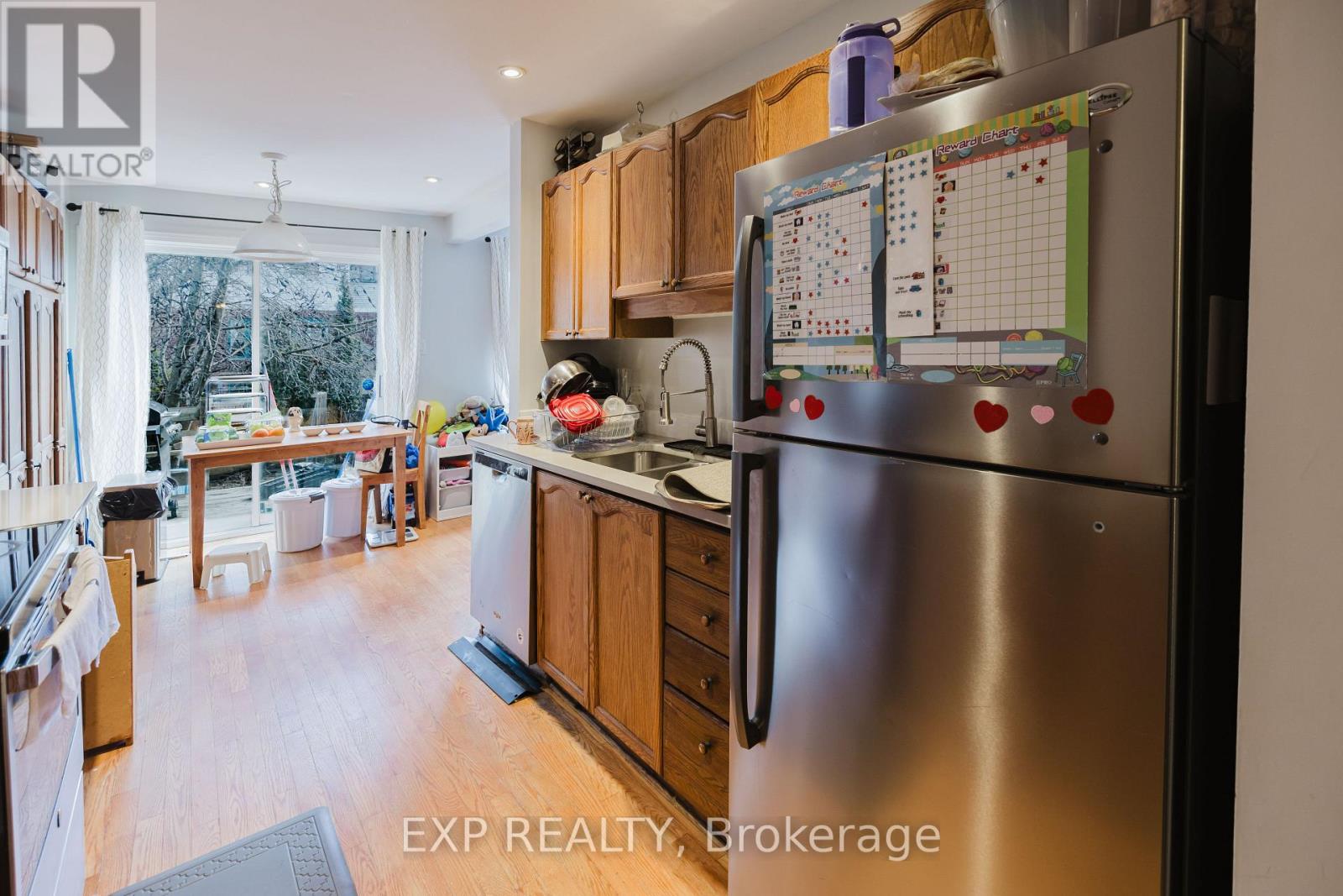 21 Ashpark Crescent, Ottawa, Ontario  K1T 3N8 - Photo 11 - X12068139
