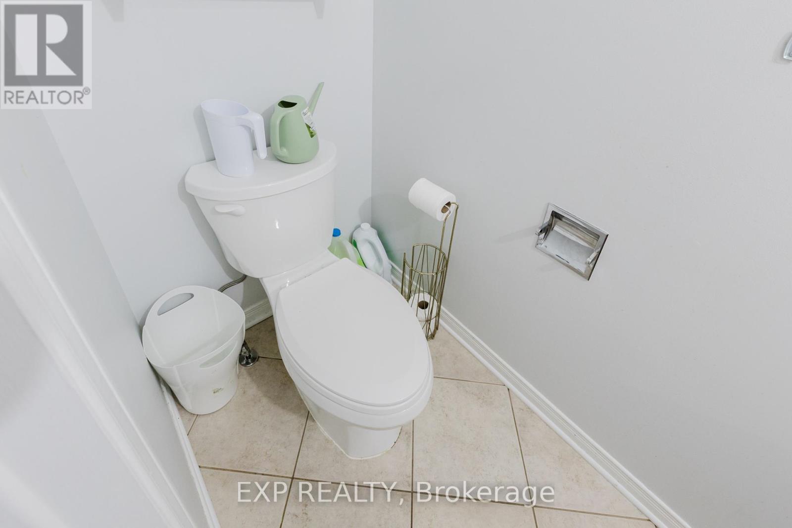 Property at 21 ASHPARK CRESCENT image 5