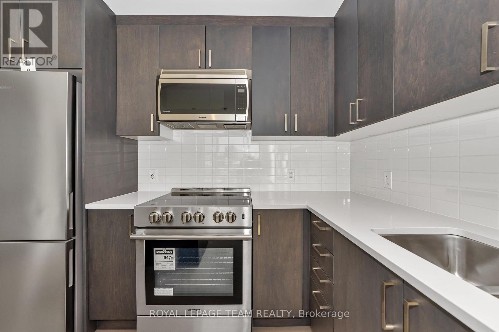 306 - 360 Deschatelets Avenue, Ottawa, Ontario  K1S 5Y1 - Photo 10 - X12068168
