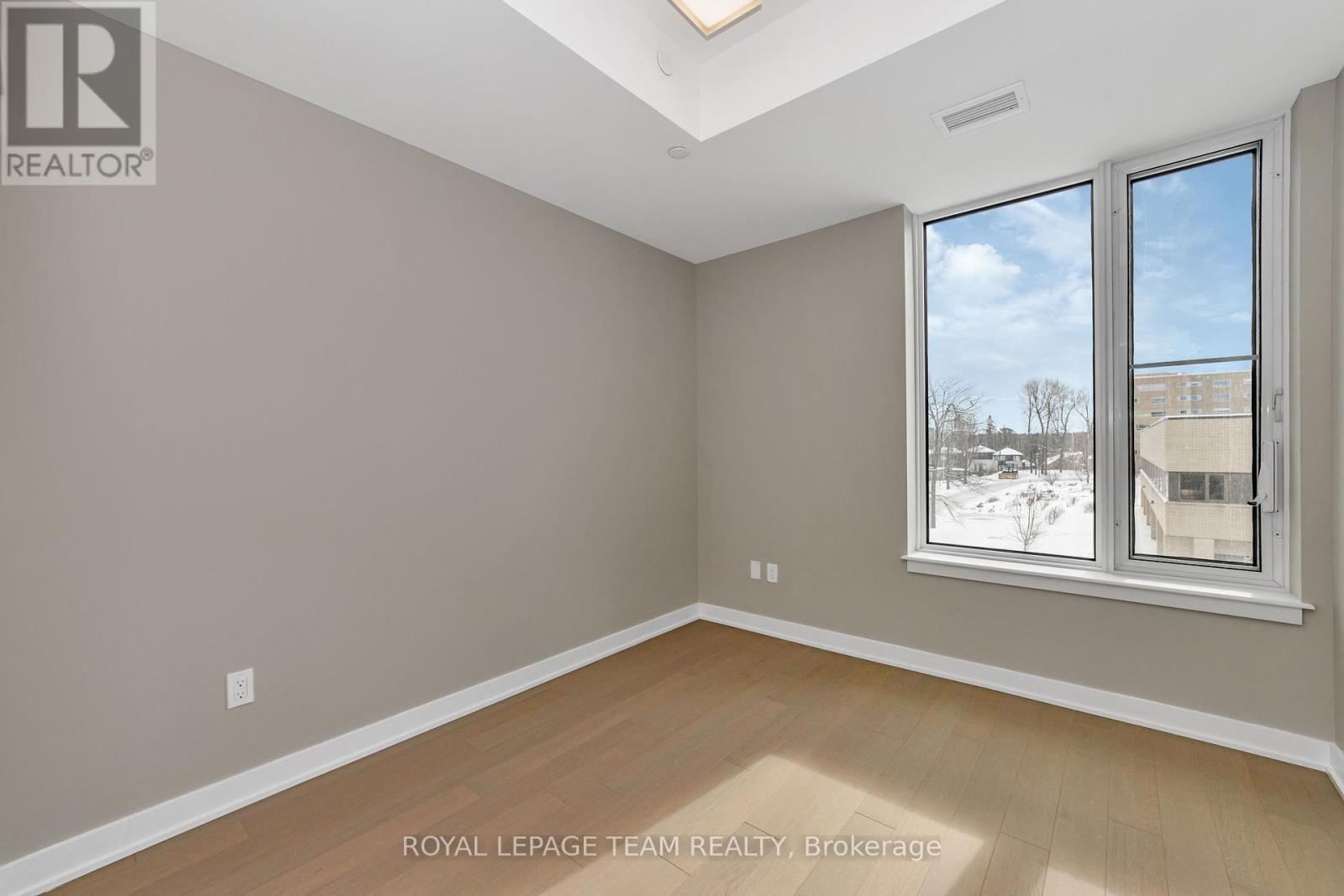 Property at 306 - 360 DESCHATELETS AVENUE image 5