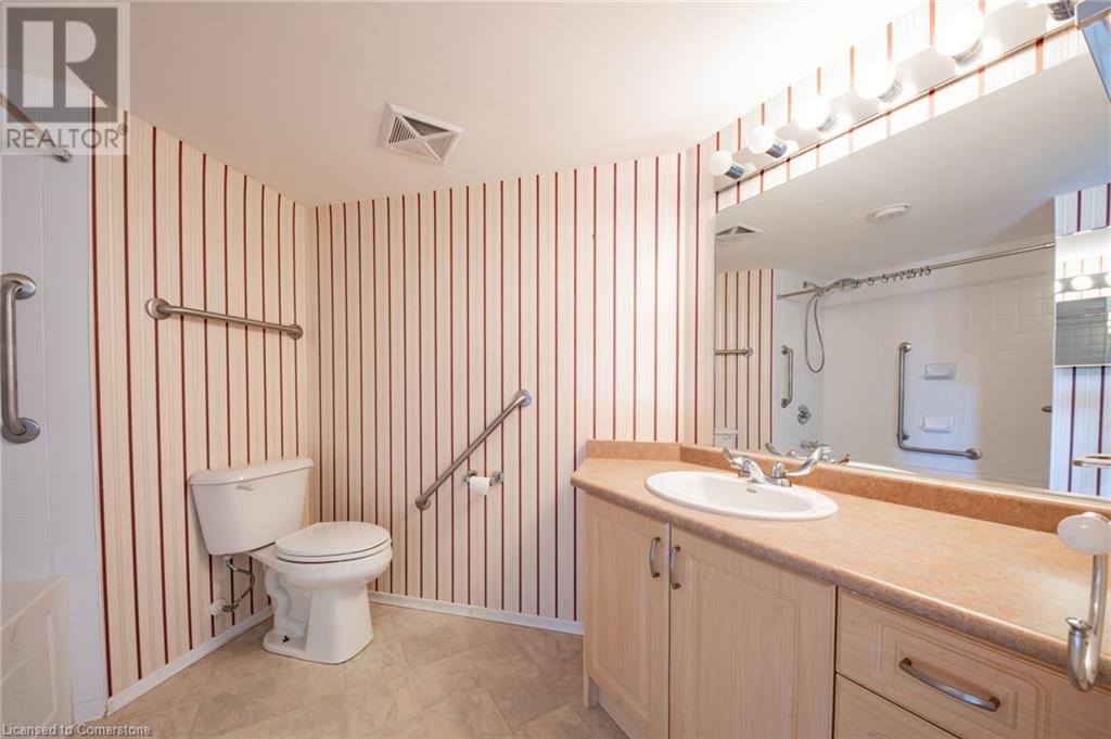 333 Lafontaine Road W Unit# 208, Tiny, Ontario  L9M 0H1 - Photo 11 - 40714137