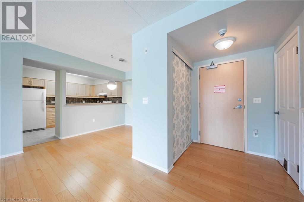 333 Lafontaine Road W Unit# 208, Tiny, Ontario  L9M 0H1 - Photo 2 - 40714137